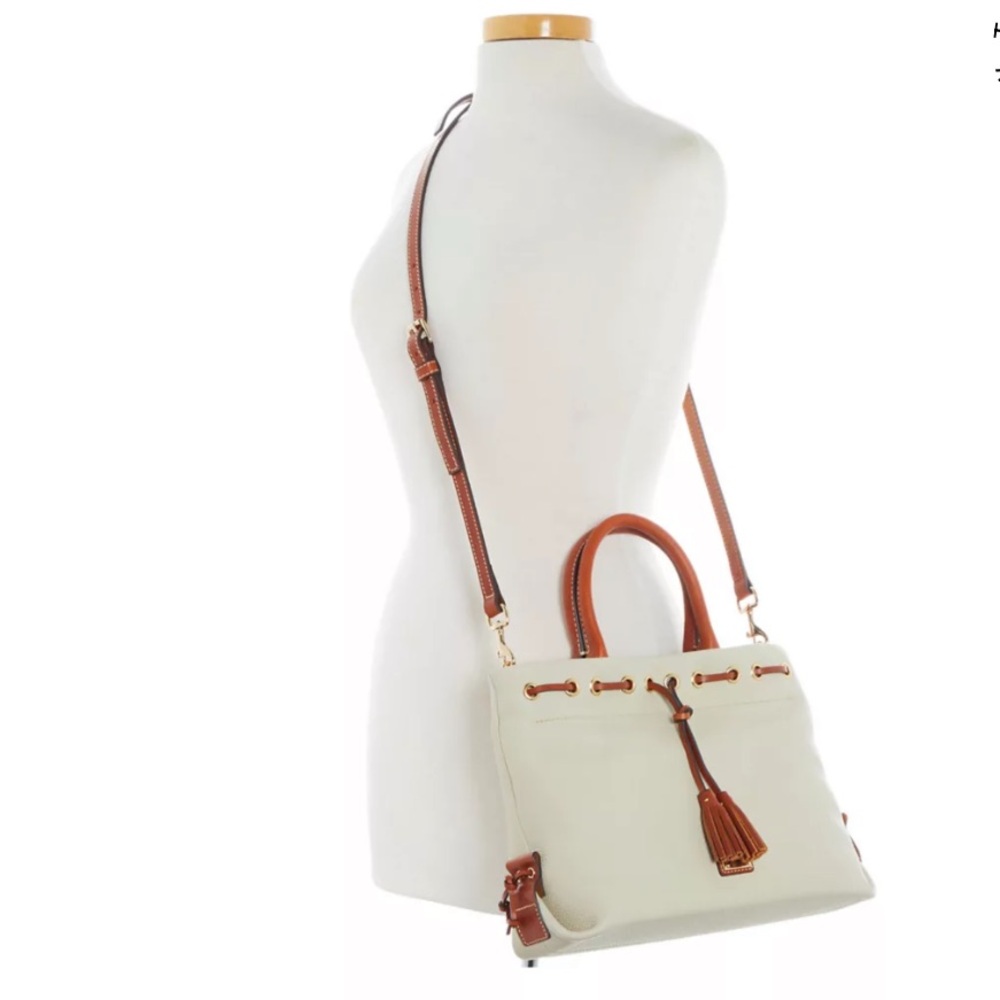 Dooney & Burke Wakefield Tassel Tote leather in bone, gold tone hardware